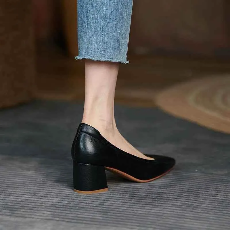 Comfortable High Heels Pumps - Women's Casual Shoes WC122
