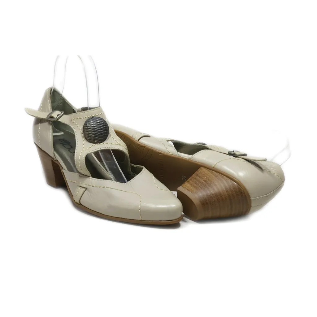 Fidji Miss Mid-Heel Sandals Leather Grey Colour For Women