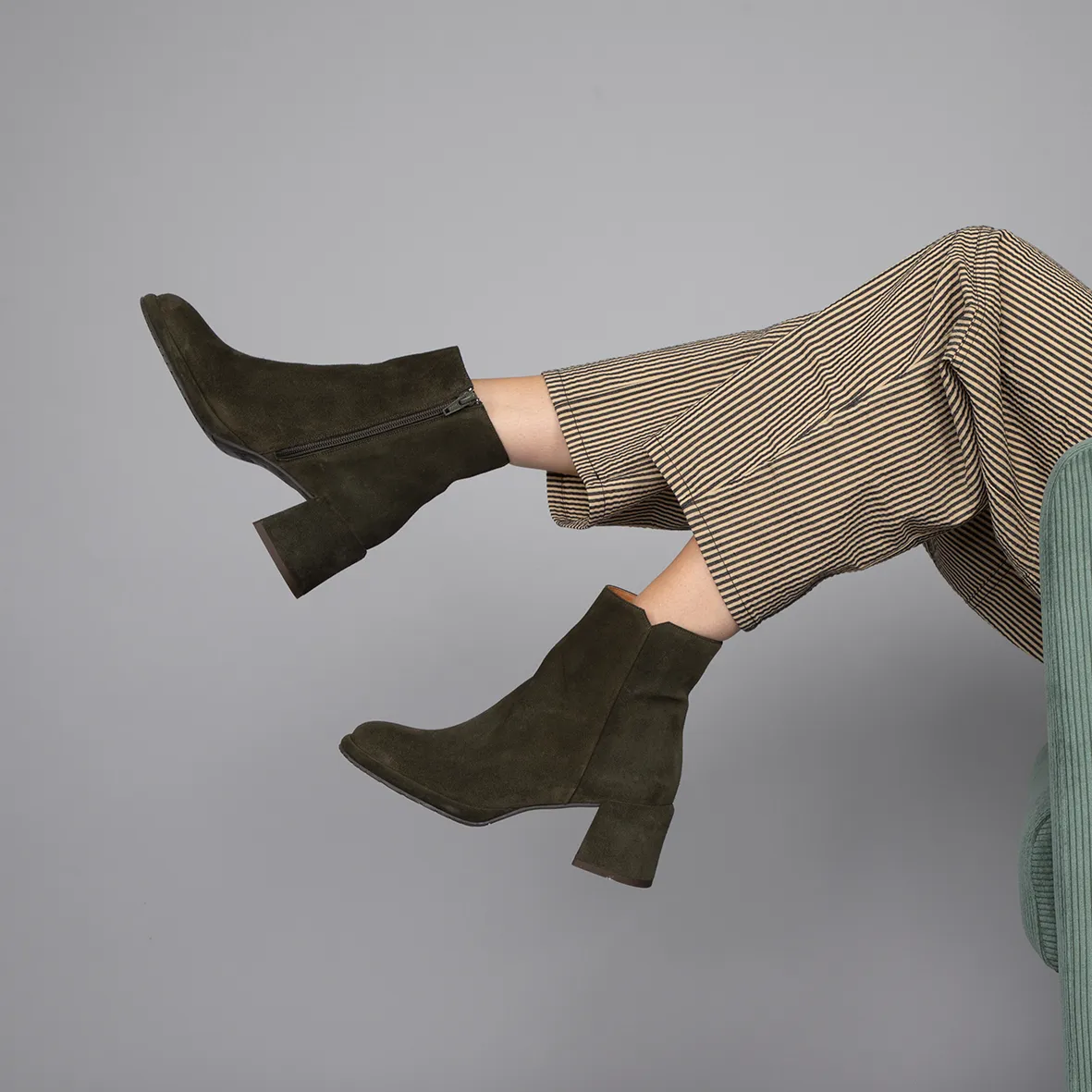 Mona Khaki Suede