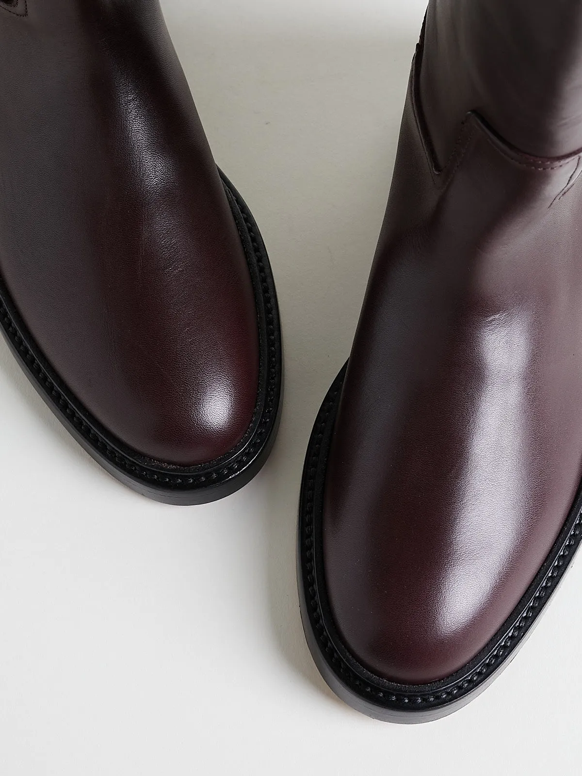 Riding Boot in Bordeaux Calf Leather