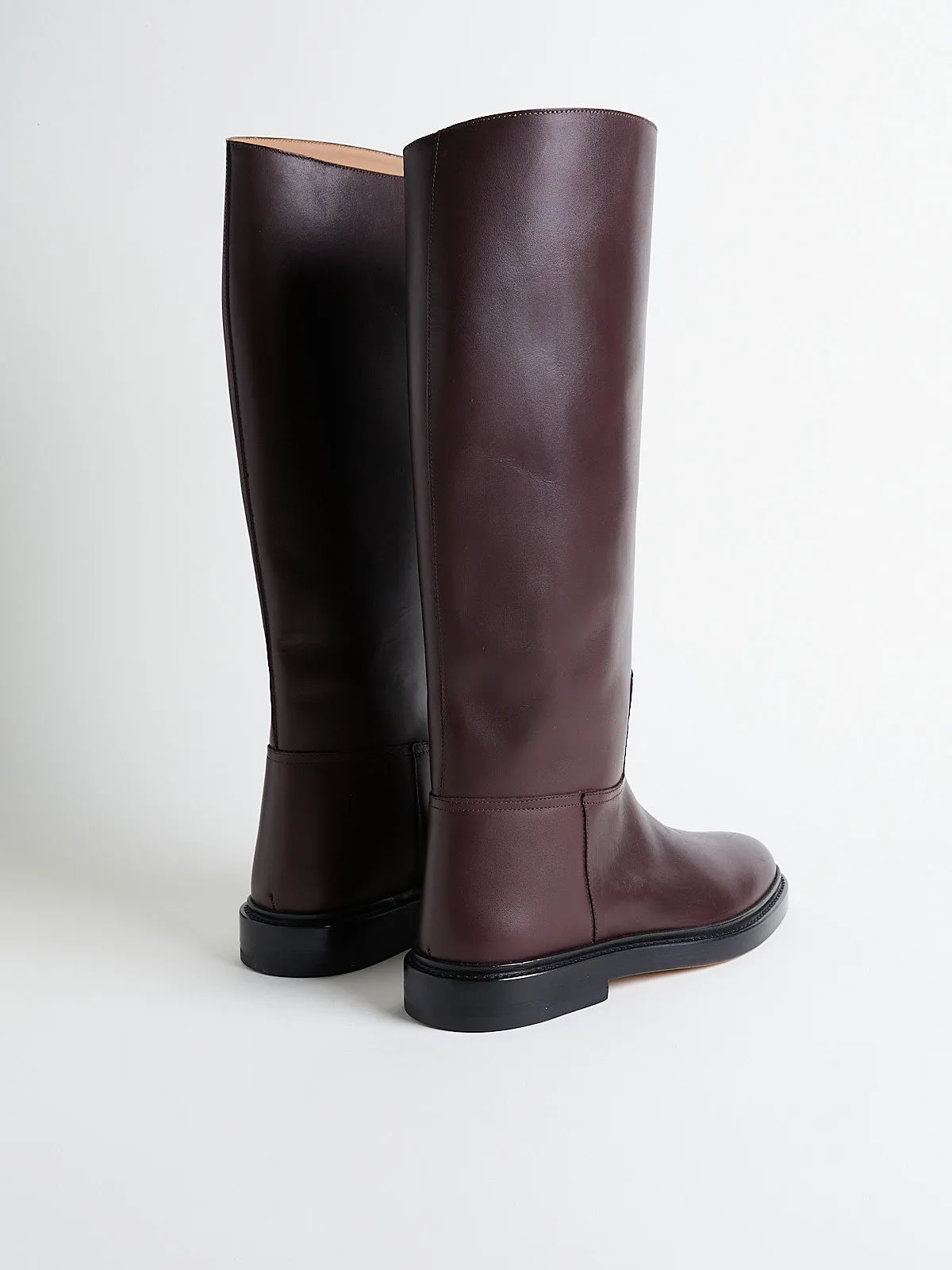Riding Boot in Bordeaux Calf Leather