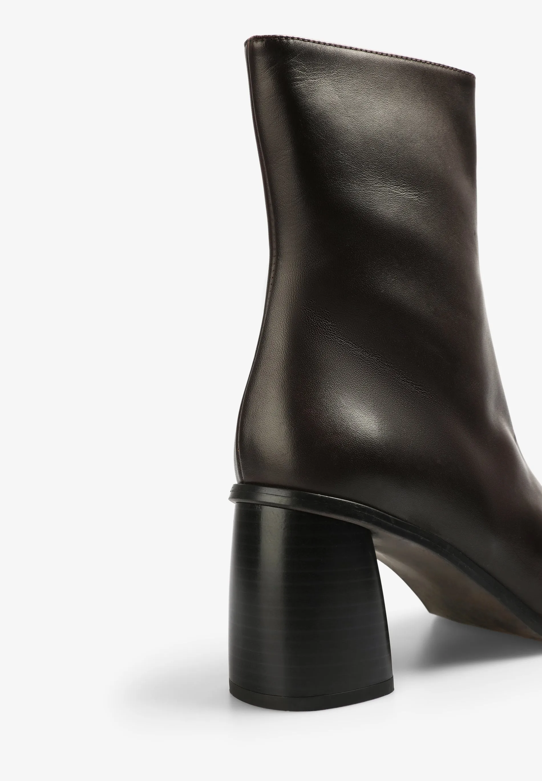 SOFT TIGHT ANKLE BOOTS